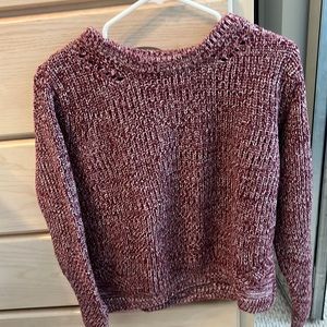 Maroon sweater